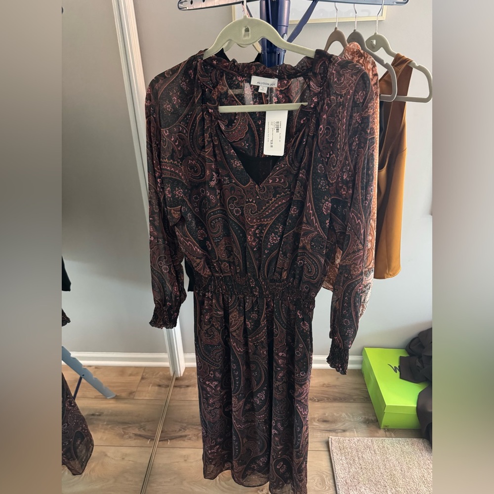 NWT Evereve Allison Joy Paisley Dress in Black, Burgundy and Brown